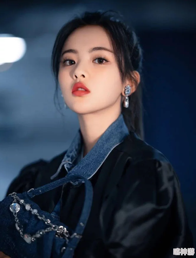 黑料不打料:揭示娱乐圈背后的真相与潜规则,深度剖析明星们的隐秘生活与真实面貌 黑料不打料:揭示娱乐圈背后的真相与潜规则,深度剖析明星们的隐秘生活与真实面貌