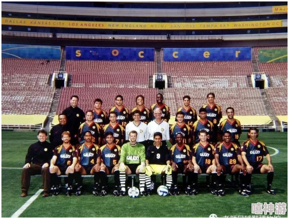 最佳球会门将：全球顶尖守门员的表现与成就分析，谁能在赛季中脱颖而出？