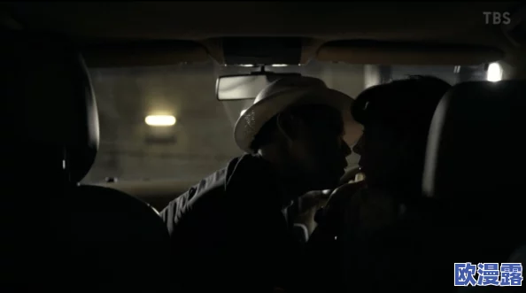 国产换爱交换乱理伦片引发社会热议,观众直呼无法接受,背后隐藏的真相让人震惊不已! 国产换爱交换乱理伦片引发社会热议,观众直呼无法接受,背后隐藏的真相让人震惊不已!