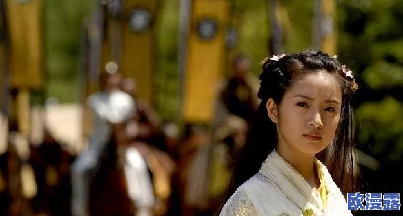 又粗又大黄蓉爽，震惊全网！她竟然在直播中透露了不为人知的秘密，引发网友热议！