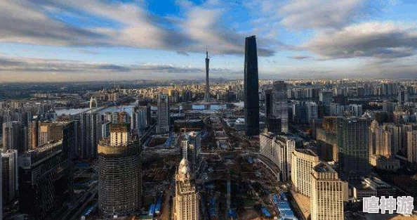 探索城市天际线中的标志性建筑：纪念广场究竟是哪一个？