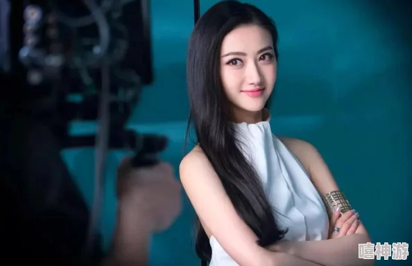 日本人妻三级：探究其背后的文化影响与社会反响，分析其在影视产业中的受众群体及市场趋势