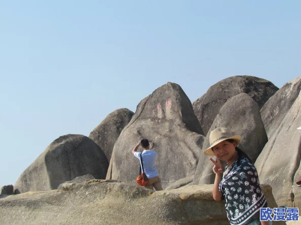 阿老妇乱的视频海角社区:解析社区文化冲突与社会心理的交织影响 阿老妇乱的视频海角社区:解析社区文化冲突与社会心理的交织影响