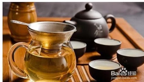 开拓者把花火当杯子,疑似为了追求刺激和炫耀?听说这背后还隐藏着一段不为人知的故事! 开拓者把花火当杯子,疑似为了追求刺激和炫耀?听说这背后还隐藏着一段不为人知的故事!