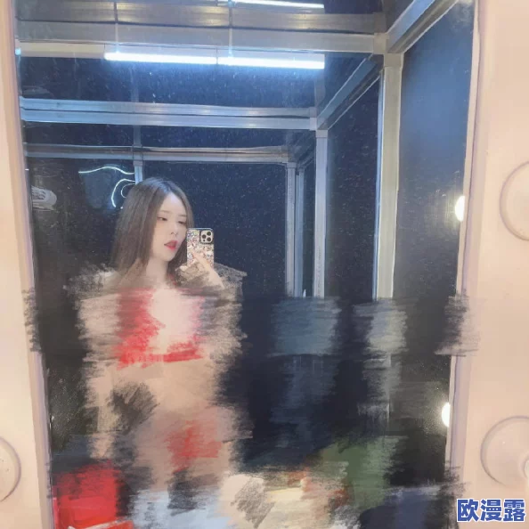 onlyfans娜娜被曝与神秘富豪约会，粉丝们纷纷猜测她的感情生活背后隐藏的秘密！