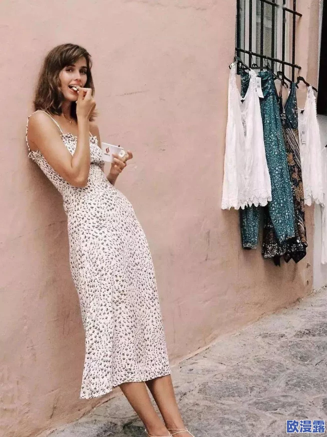 色天使色色:新一季时尚潮流引领者,展现多元文化与个性化风格的完美结合 色天使色色:新一季时尚潮流引领者,展现多元文化与个性化风格的完美结合