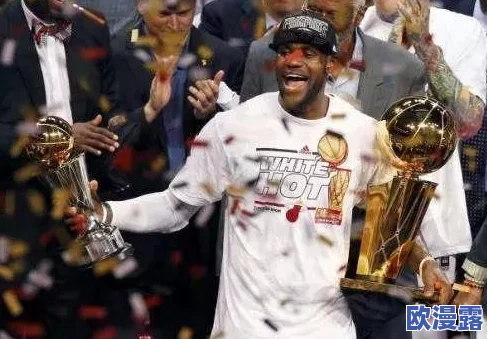 体育生超大-根-自-慰，竟然被同学拍下视频引发热议，网友纷纷围观评论不已！