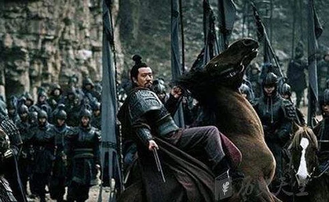 雷电将军被丘丘人俘虏后代：探讨其在璃月历史中的影响及角色发展分析