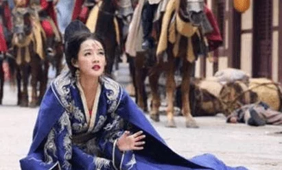燕姐放羊老人户外,竟被目击与神秘男子深夜共度良宵,引发网友热议和猜测! 燕姐放羊老人户外,竟被目击与神秘男子深夜共度良宵,引发网友热议和猜测!
