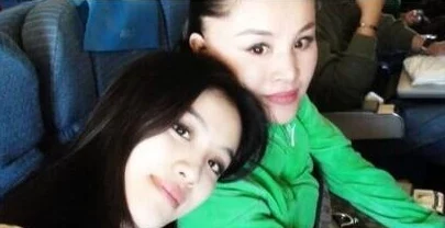 藤浦惠瞒着丈夫说加班,实则与圈内男星秘密约会,背后真相令人瞠目结舌! 藤浦惠瞒着丈夫说加班,实则与圈内男星秘密约会,背后真相令人瞠目结舌!