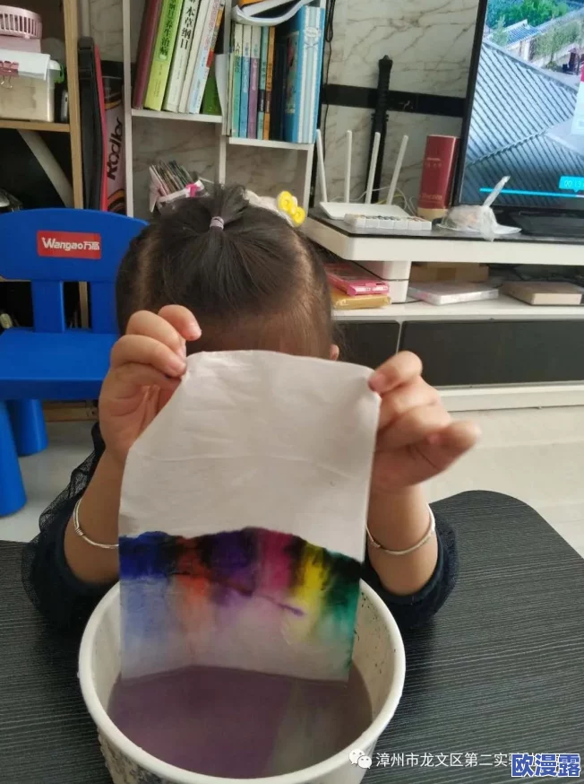 纸巾盒我拿我的妹妹做实验3.0：一场令人震惊的家庭实验，意外揭示了意想不到的科学奥秘！