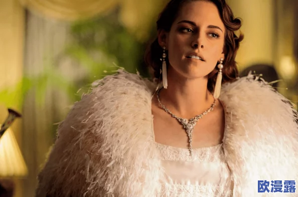 多娜泰拉最经典电影放大费尼其，网友热议：这部作品不仅展现了她的演技，还深刻反映了社会问题，引发观众共鸣