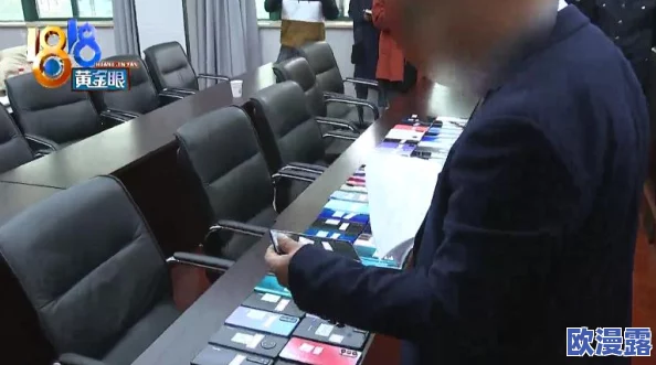 战争雷霆游戏中:P40战斗机与K61战机性能对比,哪个更胜一筹? 战争雷霆游戏中:P40战斗机与K61战机性能对比,哪个更胜一筹?