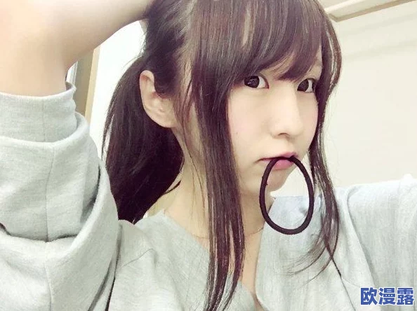 にされた乳揉み痴汉电车t101:最新动态揭示了该作品在粉丝中的热度持续上升,相关讨论愈发活跃 にされた乳揉み痴汉电车t101:最新动态揭示了该作品在粉丝中的热度持续上升,相关讨论愈发活跃