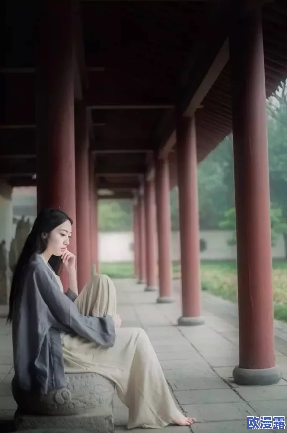 伊人如梦,仿佛在时光中游走,让人不禁沉醉于那份柔情 伊人如梦,仿佛在时光中游走,让人不禁沉醉于那份柔情