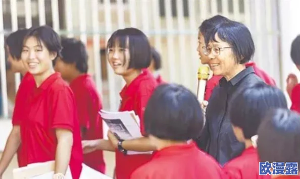 特黄特黄黄色大片网友认为该片在视觉效果上颇具冲击力但剧情薄弱，部分观众表示对其内容感到失望