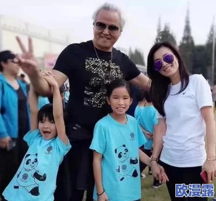 揉胸摸下面视频网友认为这种内容不应传播应该加强对青少年的网络保护措施以免造成不良影响