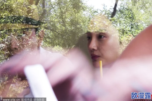 21秒不雅视频网友纷纷表示震惊与愤怒认为这种行为应受到谴责并呼吁加强网络监管以保护青少年 21秒不雅视频网友纷纷表示震惊与愤怒认为这种行为应受到谴责并呼吁加强网络监管以保护青少年