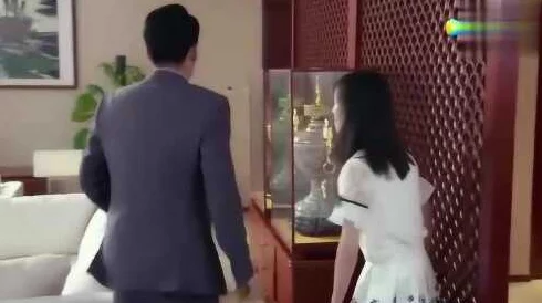 娇妻撒谎被总裁用戒尺打屁股最新进展：两人经过沟通和解，感情逐渐恢复，计划共同度假增进感情