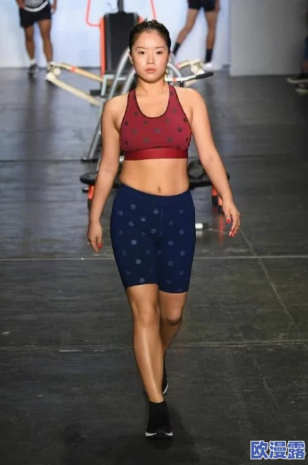欧美一级高清黄图片 网友评价：这组图片质量非常高，色彩鲜艳，细节丰富，让人感受到强烈的视觉冲击，非常值得一看